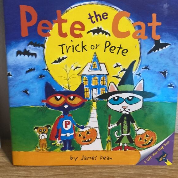 New kid’s children’s Halloween Holiday Book Bundle of 2 Pete the Cat & Joke Book - Picture 5 of 6